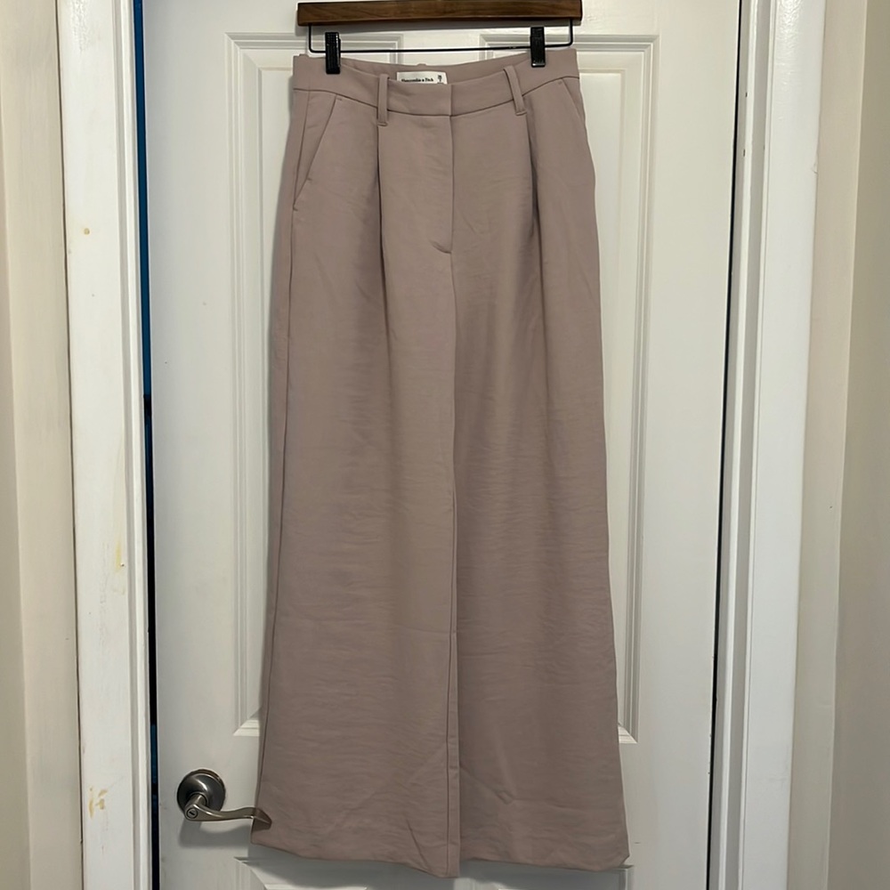 High Rise Wide Leg Crepe Pant